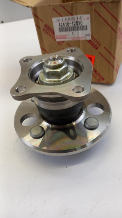 Original TOYOTA Corolla Sprinter Radnabe 4241012090