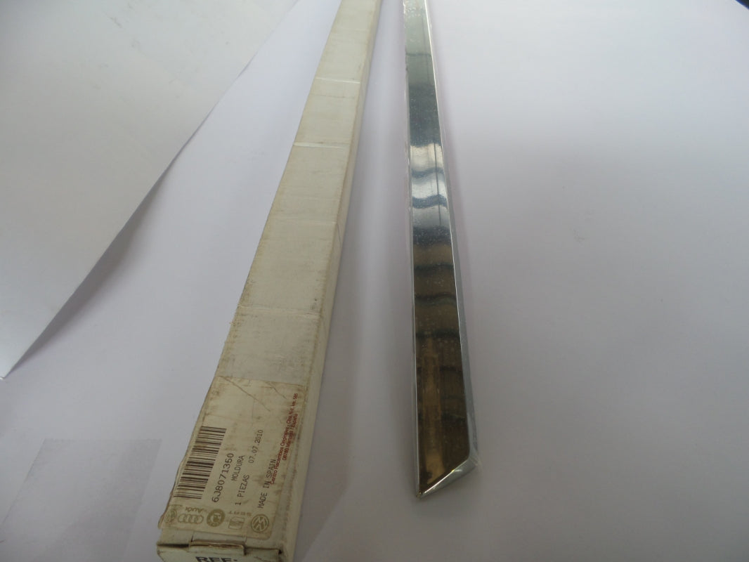 Original OE Volkswagen Tür Zierleiste 6J8071350