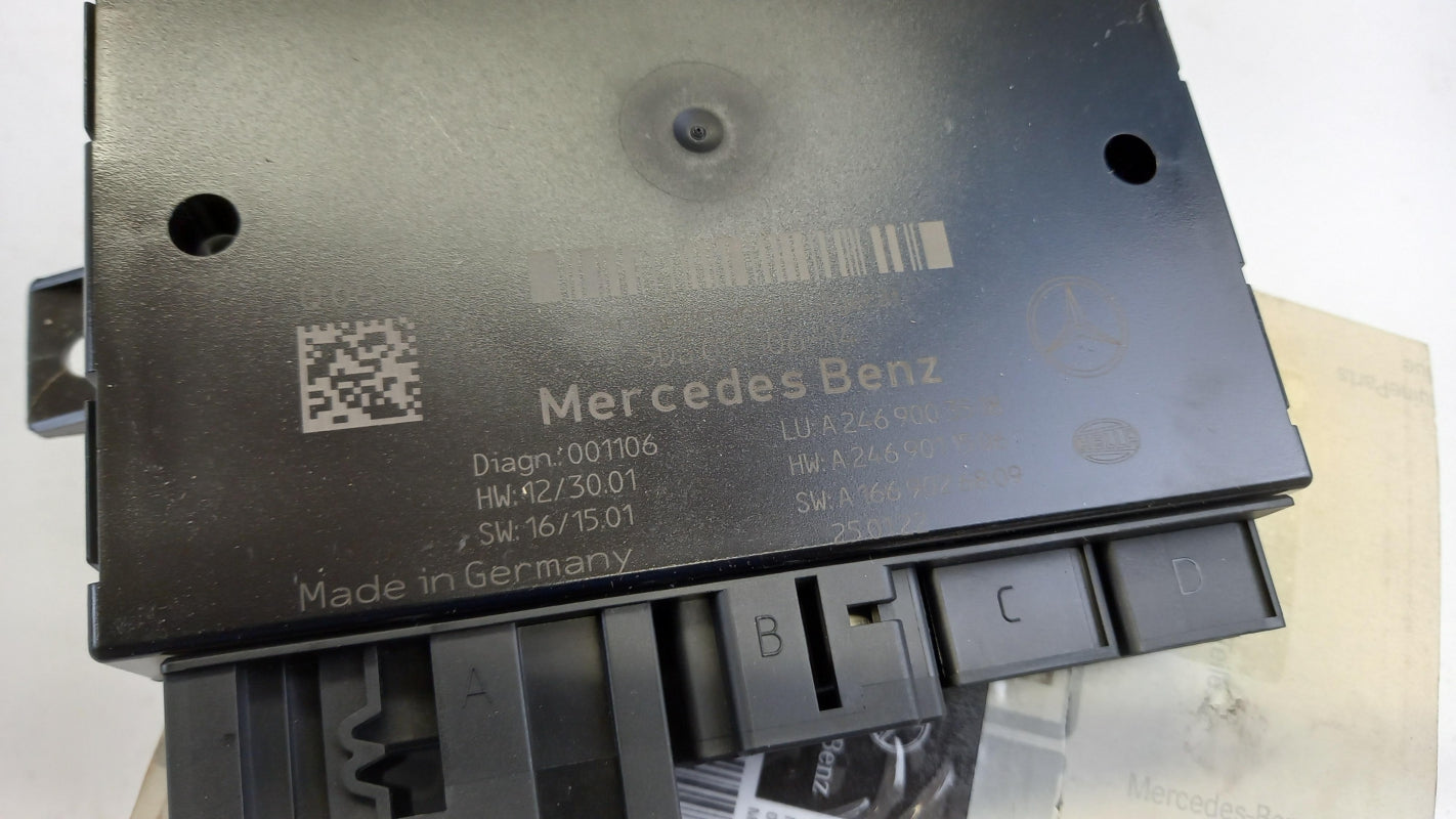 Original MERCEDES-BENZ C117 X156 W246 Steuergerät A2469003518