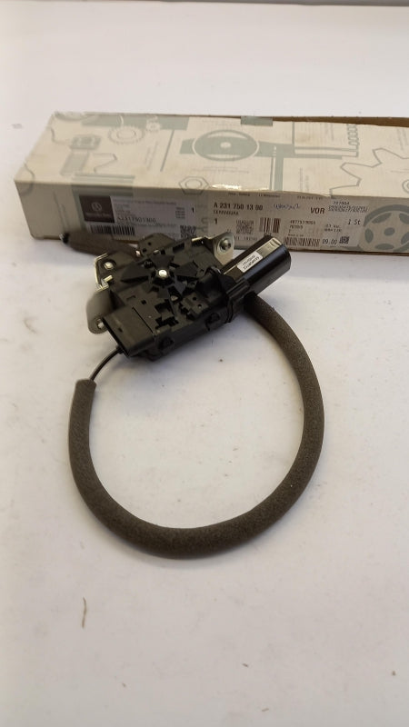 Original OE MERCEDES-BENZ tailgate lock A2317501300 