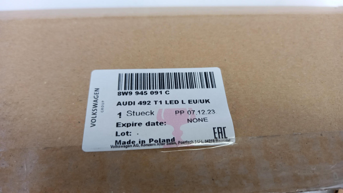 Original OE Volkswagen Heckleuchte 8W9945091C