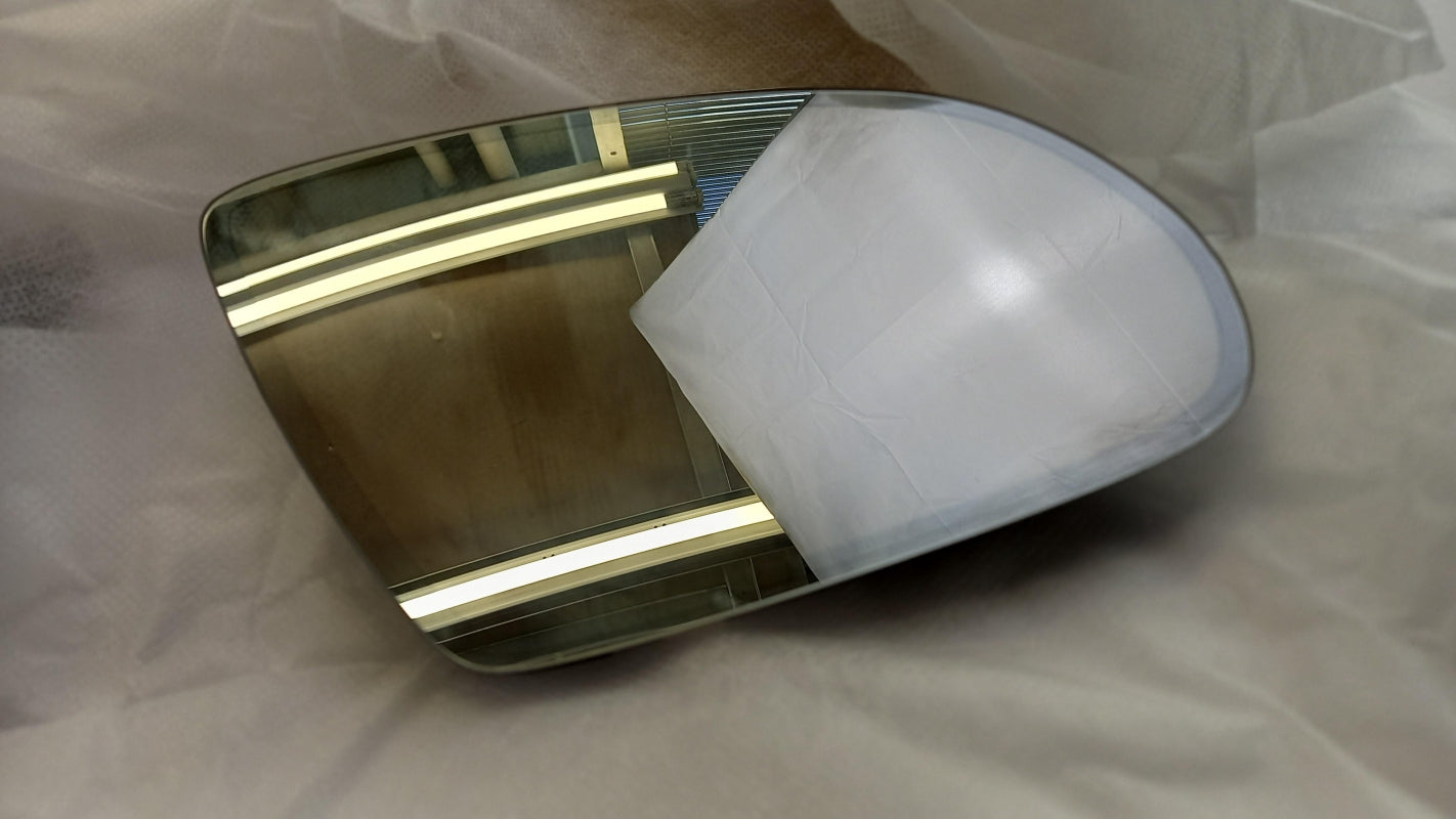 Original OE Volkswagen exterior mirror glass 4H0857536D 