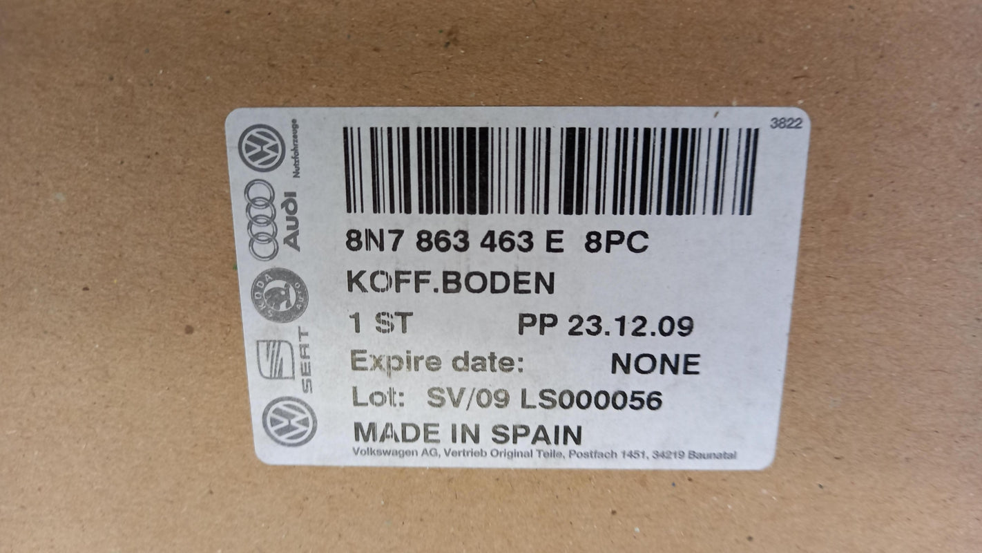 Original OE Volkswagen Koffer Boden 8N7863463E8PC