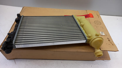 Original OE Peugeot Wasserkühler 1301SQ