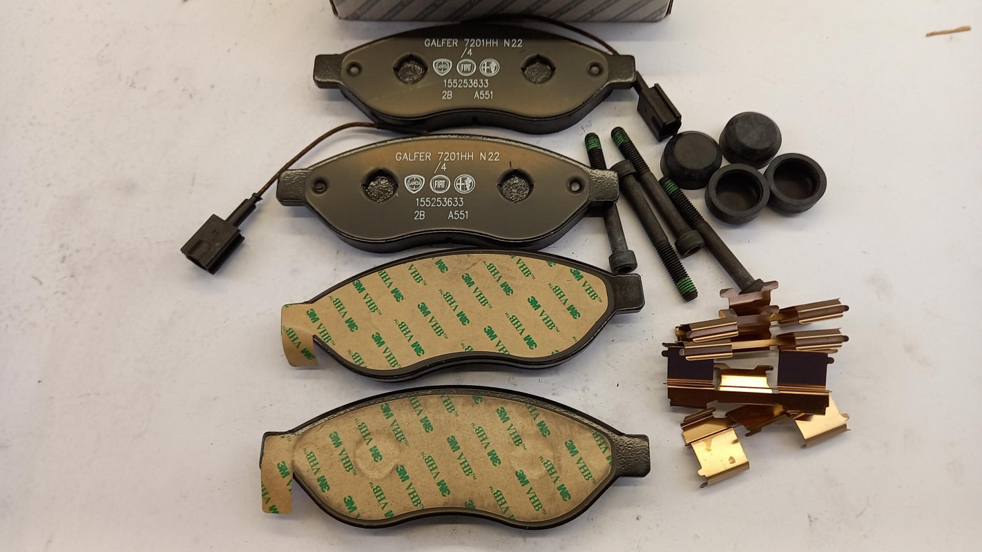 Original FIAT Ducato III Bremsbeläge Satz Vorne 155253633