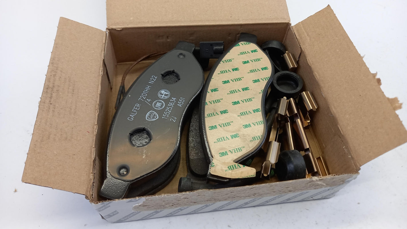 Original FIAT Ducato III Bremsbeläge Satz Vorne 155253634