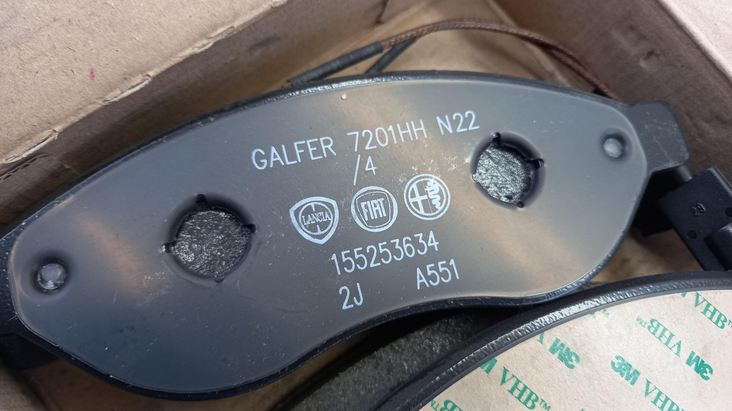 Original FIAT Ducato III Bremsbeläge Satz Vorne 155253634