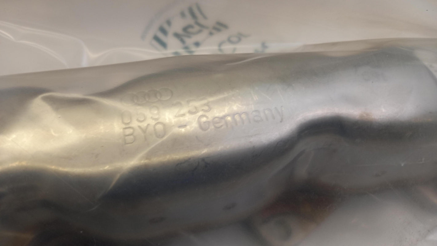 Original OE Volkswagen Abgaskrümmer 059253033AC