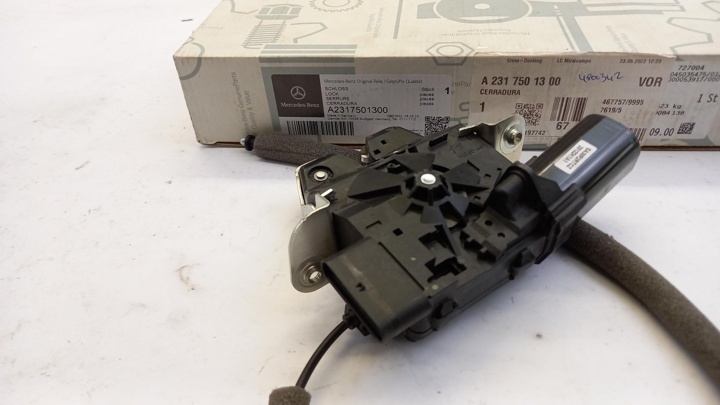 Original OE MERCEDES-BENZ Heckklappenschloss A2317501300