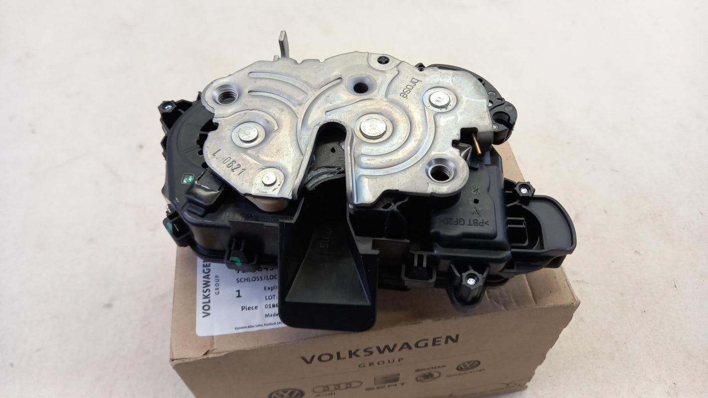 Original OE Volkswagen tailgate lock 7LA843603G 
