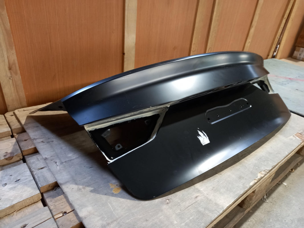 Original AUDI A3 S3 RS3 Sportback Heckklappe 8V5827025F