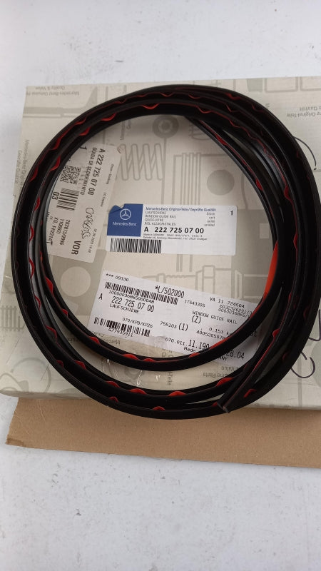 Original OE MERCEDES-BENZ Fensterführungsschiene A2227250700