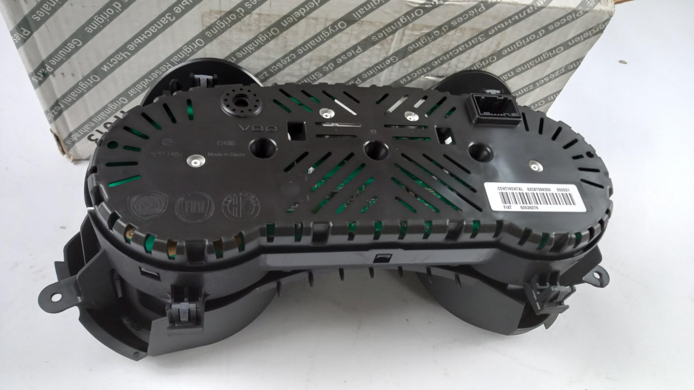 Original ALFA ROMEO Giulietta M.Y. 2013 Kombiinstrument 50528278