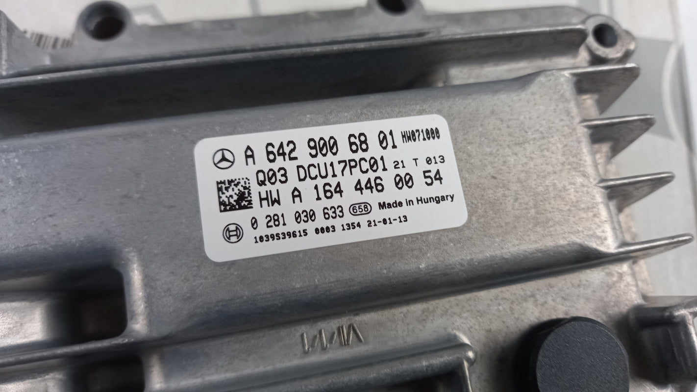 Original MERCEDES-BENZ S-klasse W221 Motorsteuergerät A6429006801