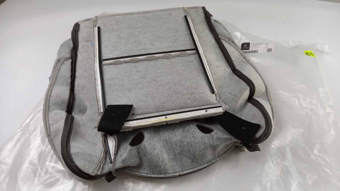 Original MERCEDES-BENZ A-klasse W176 Sitz A24691005037C70