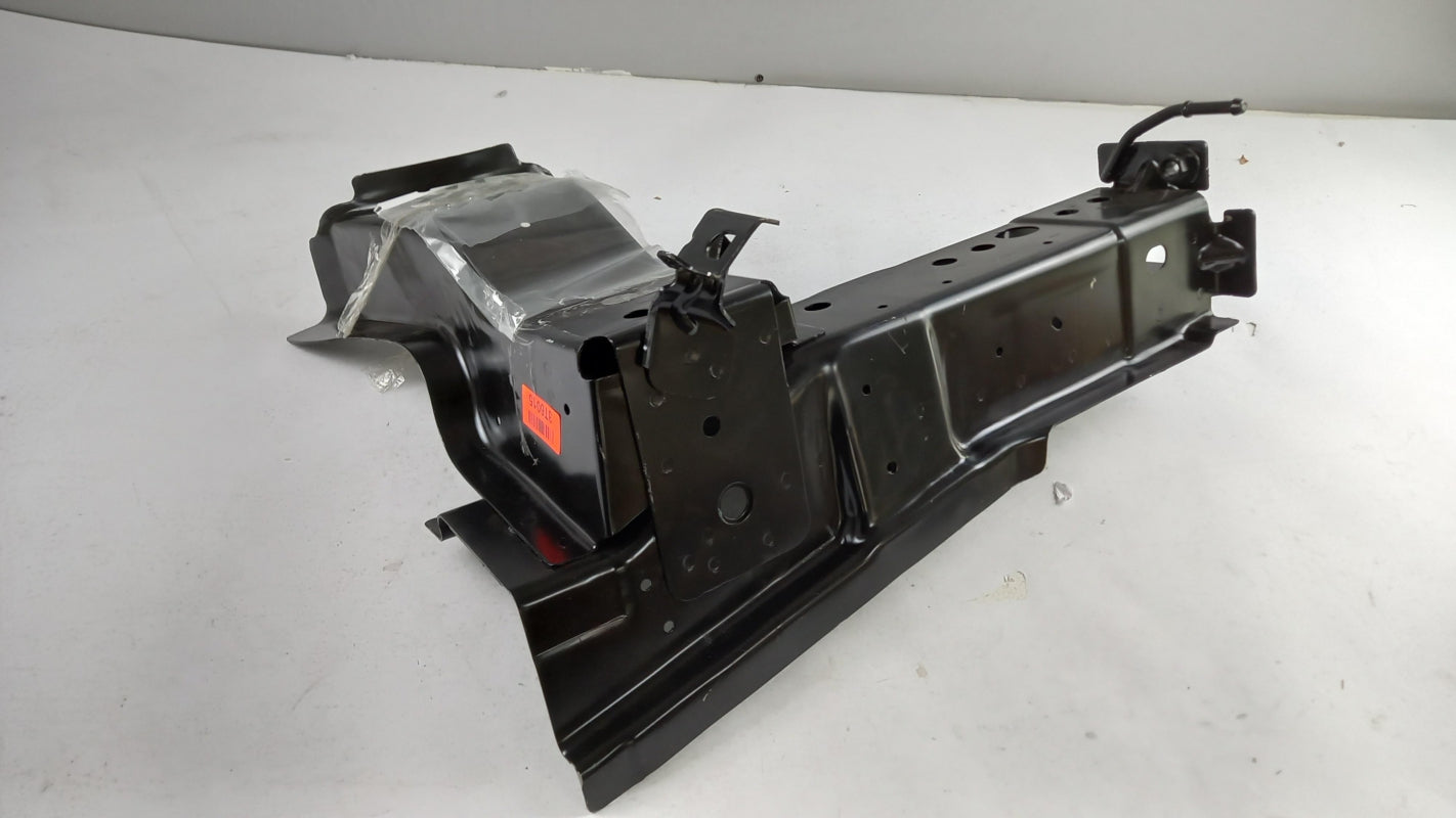 Original RANGE ROVER Velar 2017 > (L560) Heckblech Verstärkung LR096493