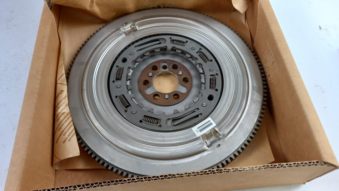 Original FIAT 500X 1.4 Jeep Renegade Schwungrad 55266043