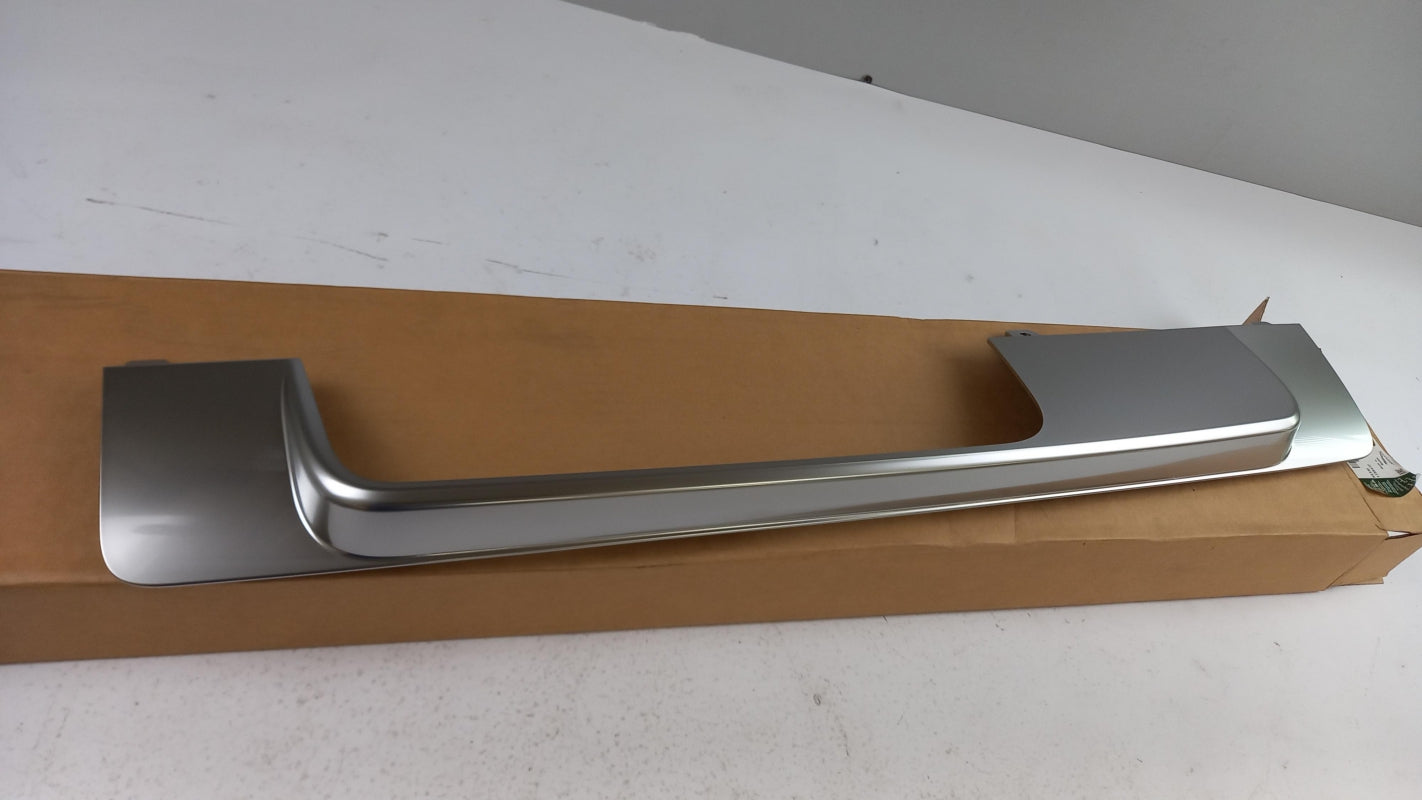 Original OE LAND ROVER Defender Stoßfängerabdeckung LR156942