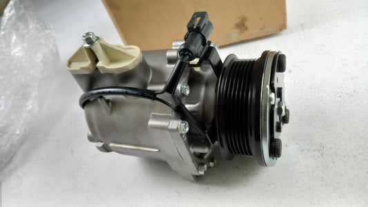 Original FORD Tourneo Connect Transit Connect Klimakompressor 1875055
