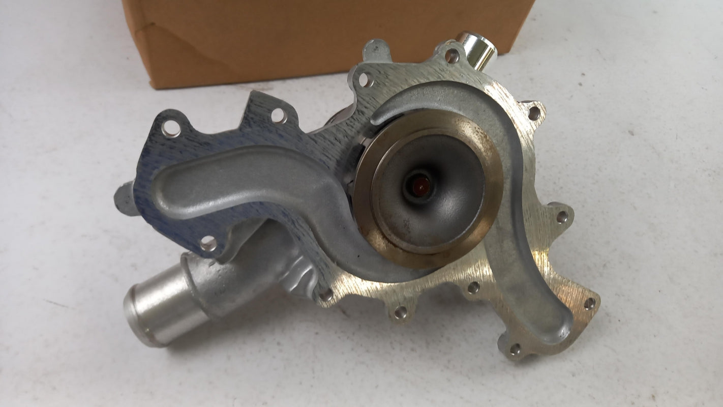 Original OE LAND ROVER Wasserpumpe LR027547