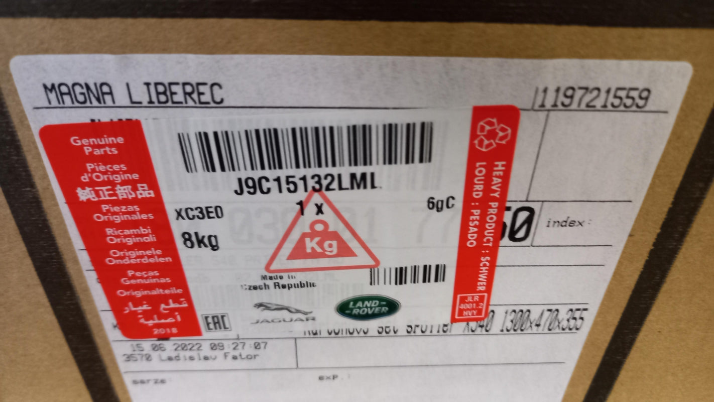 Original OE JAGUAR E-PACE 2017 > X540 Spoiler J9C15132LML