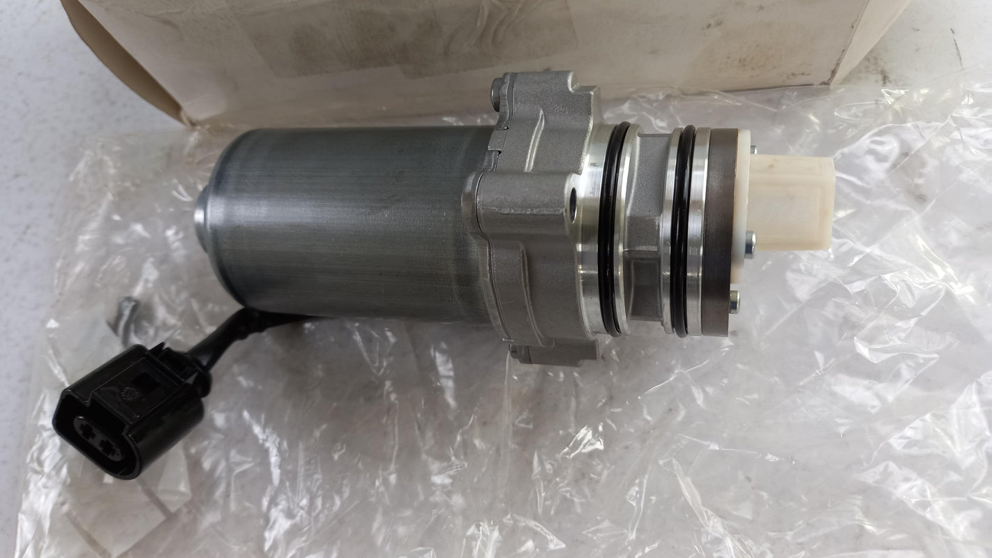 Original RANGE ROVER Evoque '12-'18 (L538) Pumpe LR051321