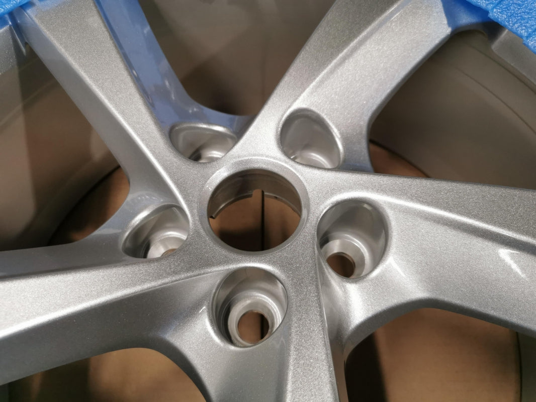 Original JAGUAR F-Pace 19 Zoll 'Fan' style Felge T4A41545