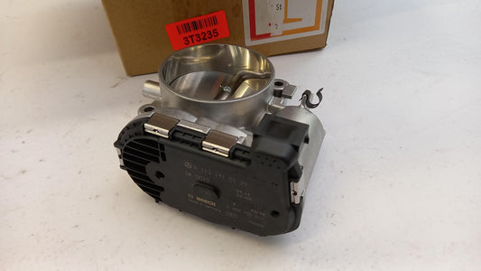 Original MERCEDES-BENZ W163 W203 W204 W211 W639 W906 Drosselklappe A1131410125