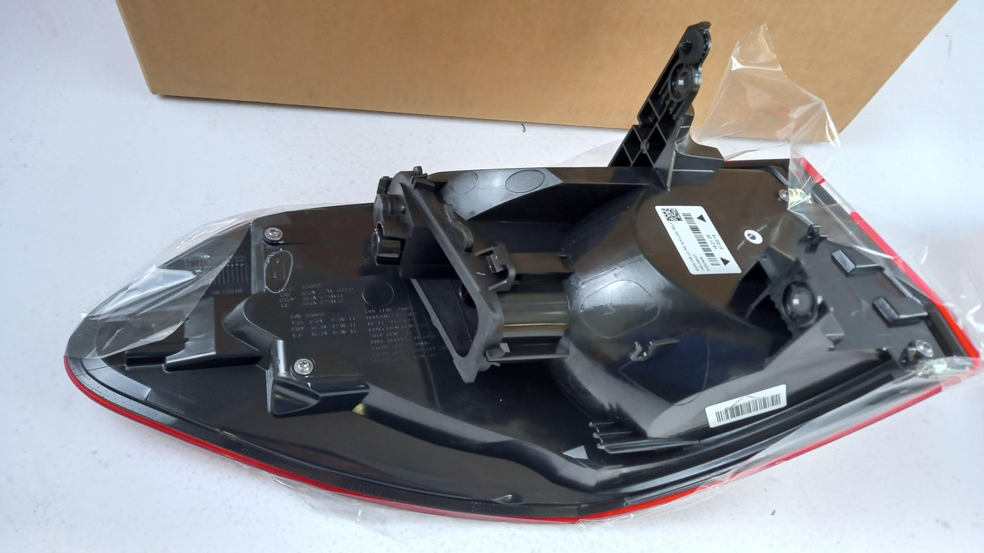 Original BMW Rückleuchte 63217491346