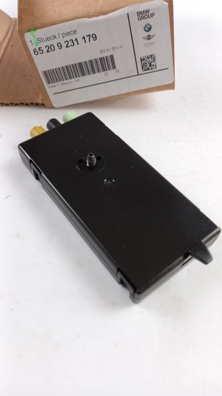 Original BMW F22 F87 F30 F34 F80 F32 F36 F82 Antennenverstärker DAB 65209231179