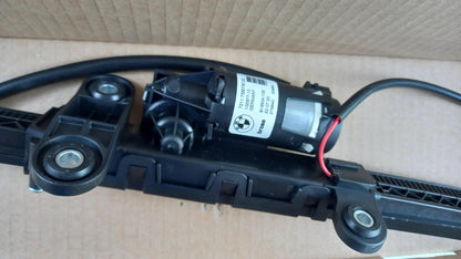 Original BMW 3er E92 Gurtbringer vorne rechts 72117330780