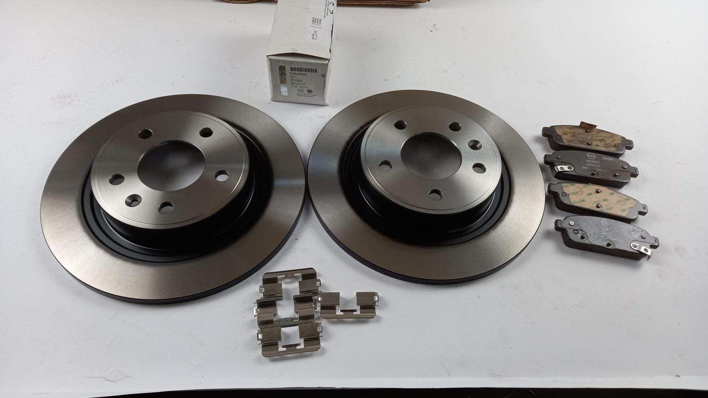 Original OE OPEL Bremsensatz 2 Bremsscheiben + 4 Bremsbeläge 1680582380