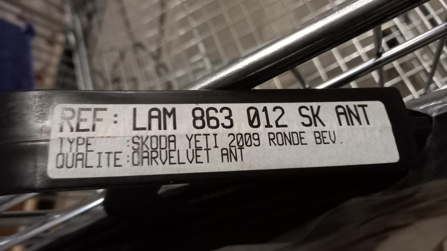 Original OE Volkswagen Fußmattensatz LAM863012SKANT