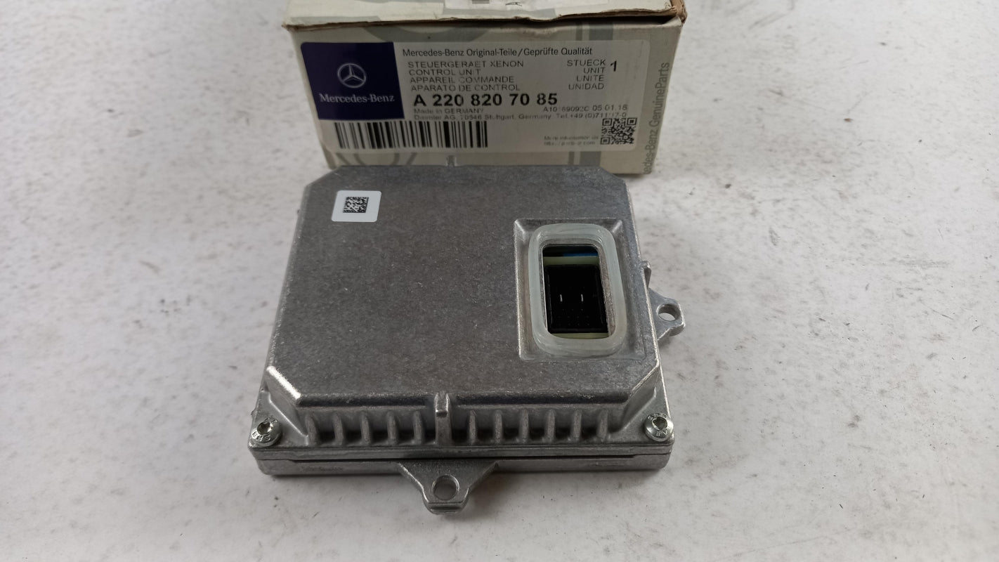 Original MERCEDES-BENZ S-klasse w220 v220 Leuchten Steuergerät A2208207085
