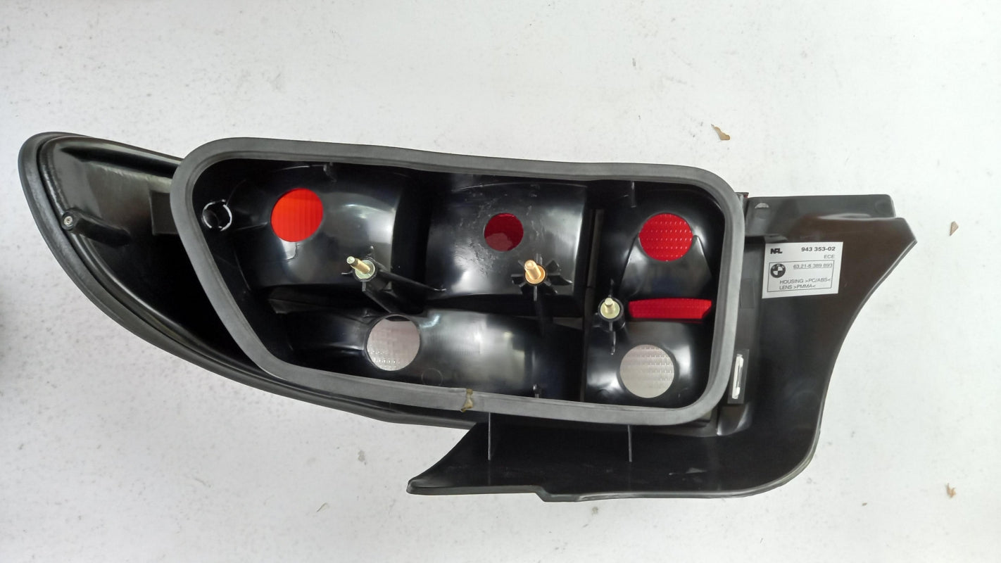 Original BMW Rückleuchte 63212493615