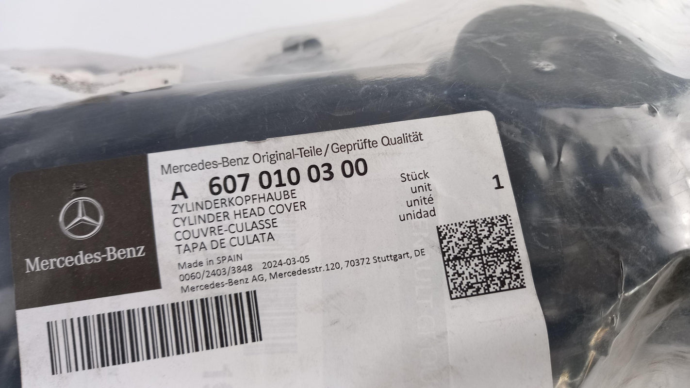 Original MERCEDES-BENZ W176 W246 W242 X156 X117 C117 Ventildeckel A6070100300