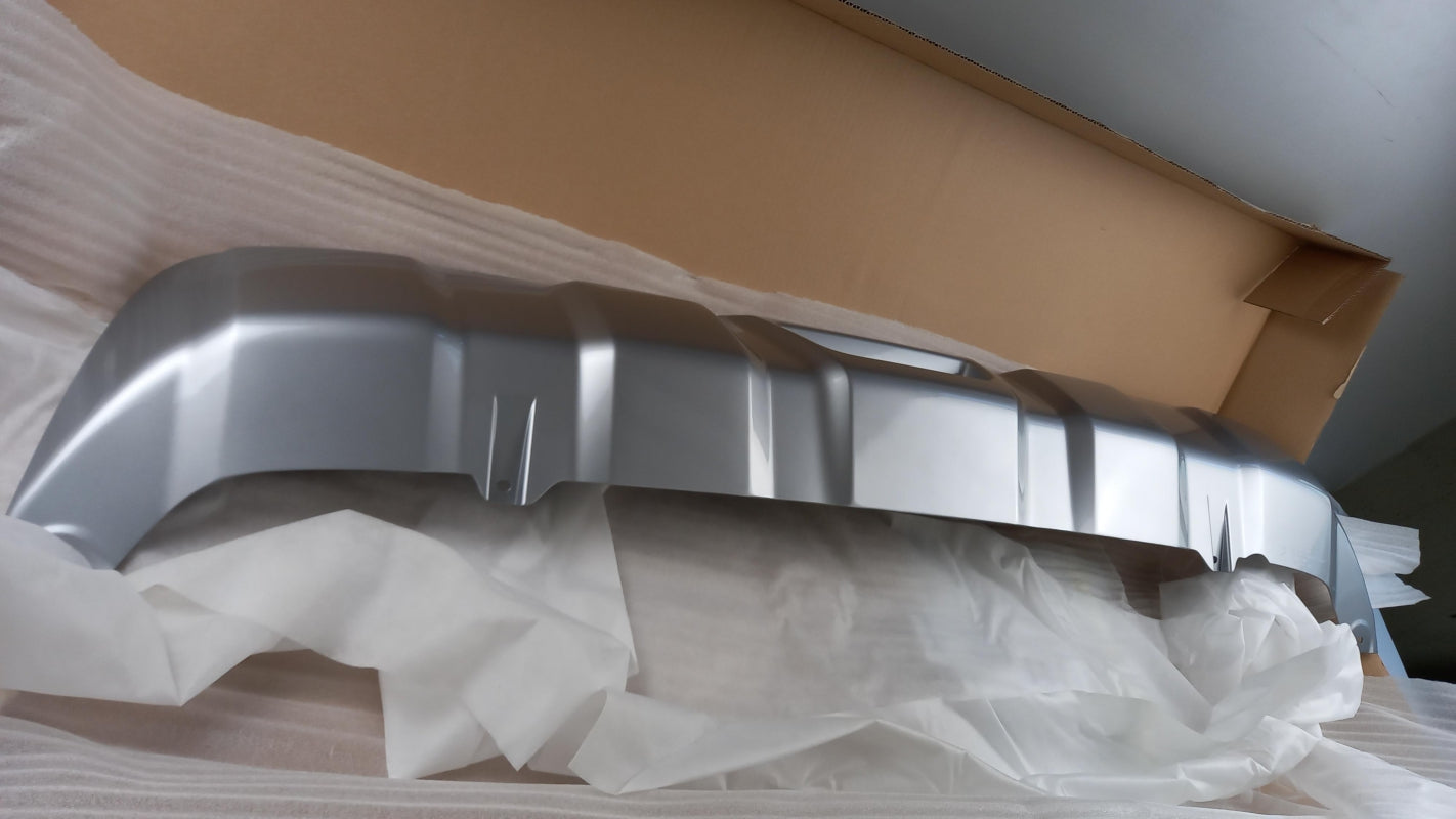 Original OE SUZUKI Stoßstange Schutz 990E086R47000