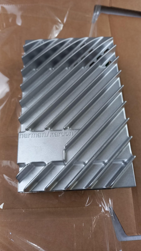 Original BMW X1 F48 16-22 Verstärker 65125A41CD8