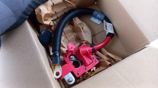 Original BMW X5 E70 X6 E71 Batteriekabel plus SBK2.2 61129217004