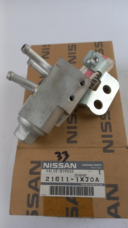 Original NISSAN QX50 QX70 Ventil 216111XJ0A
