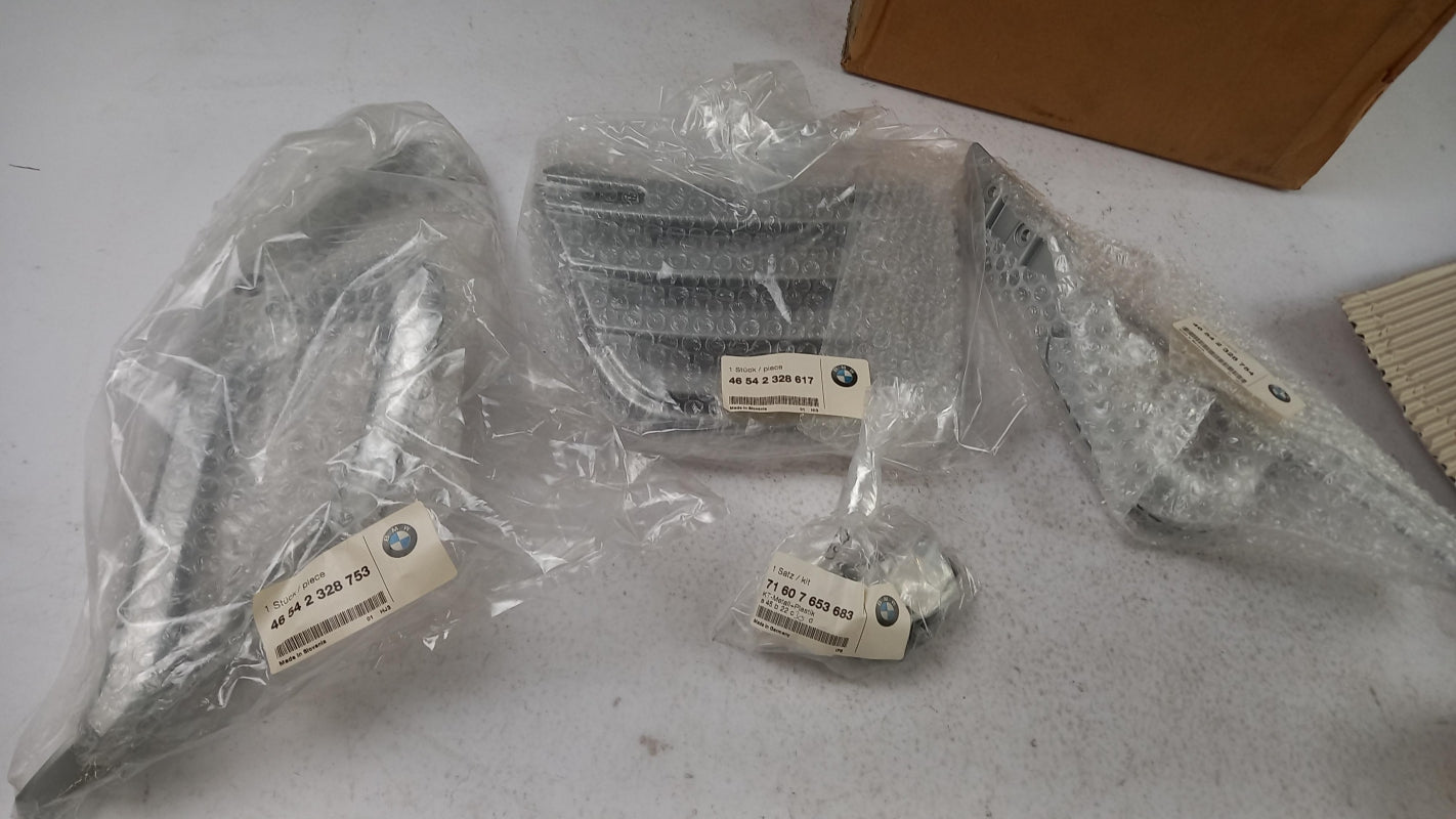 Original OE BMW Styling Kit 71607653683