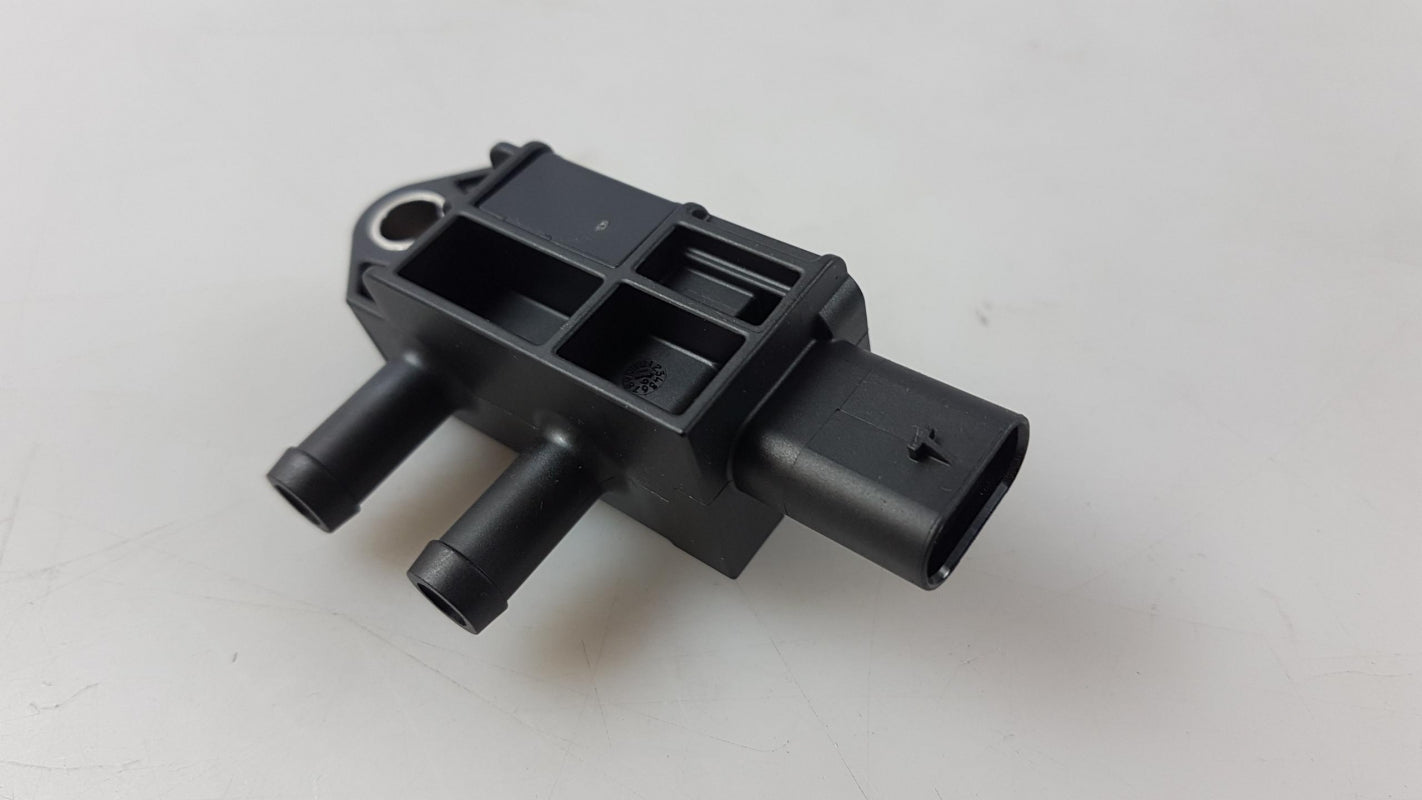 Original OE Volkswagen Abgasdrucksensor 04L906051F