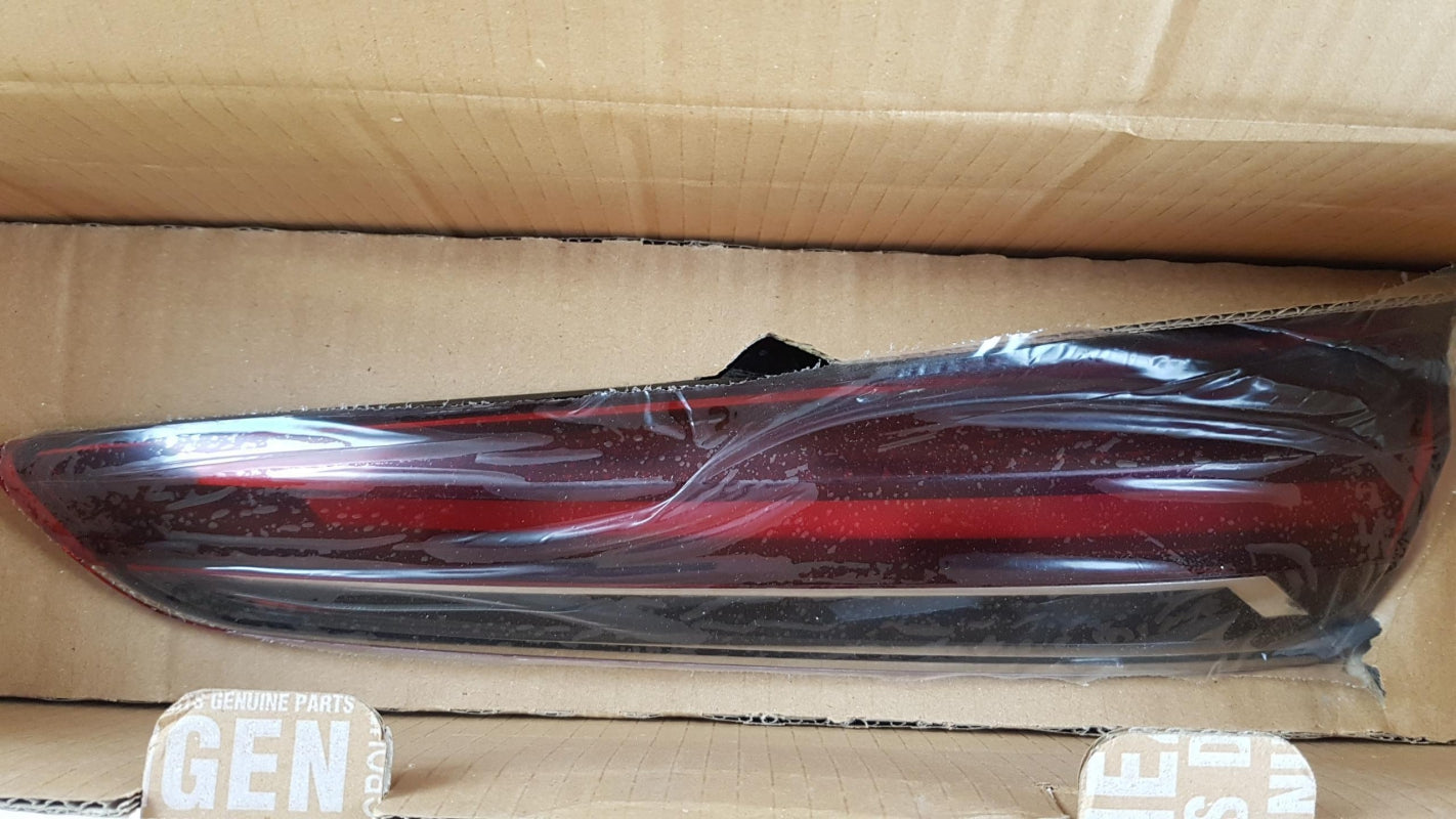 Original OE RENAULT Heckleuchte 265501234R