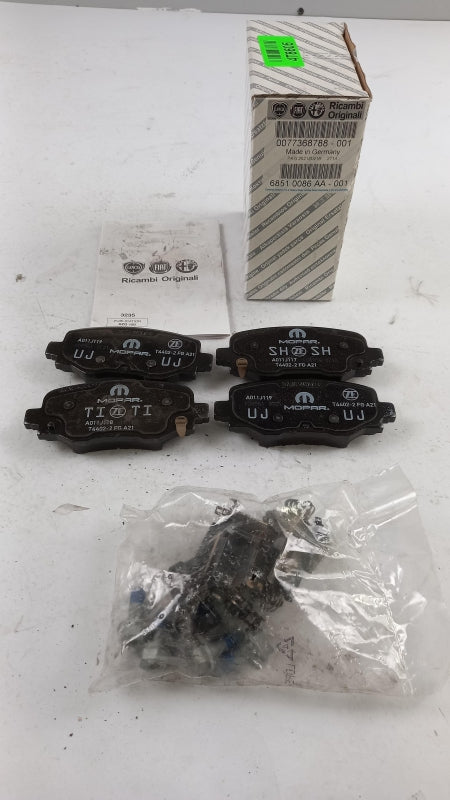 Original OE FIAT Bremsbeläge 77368788