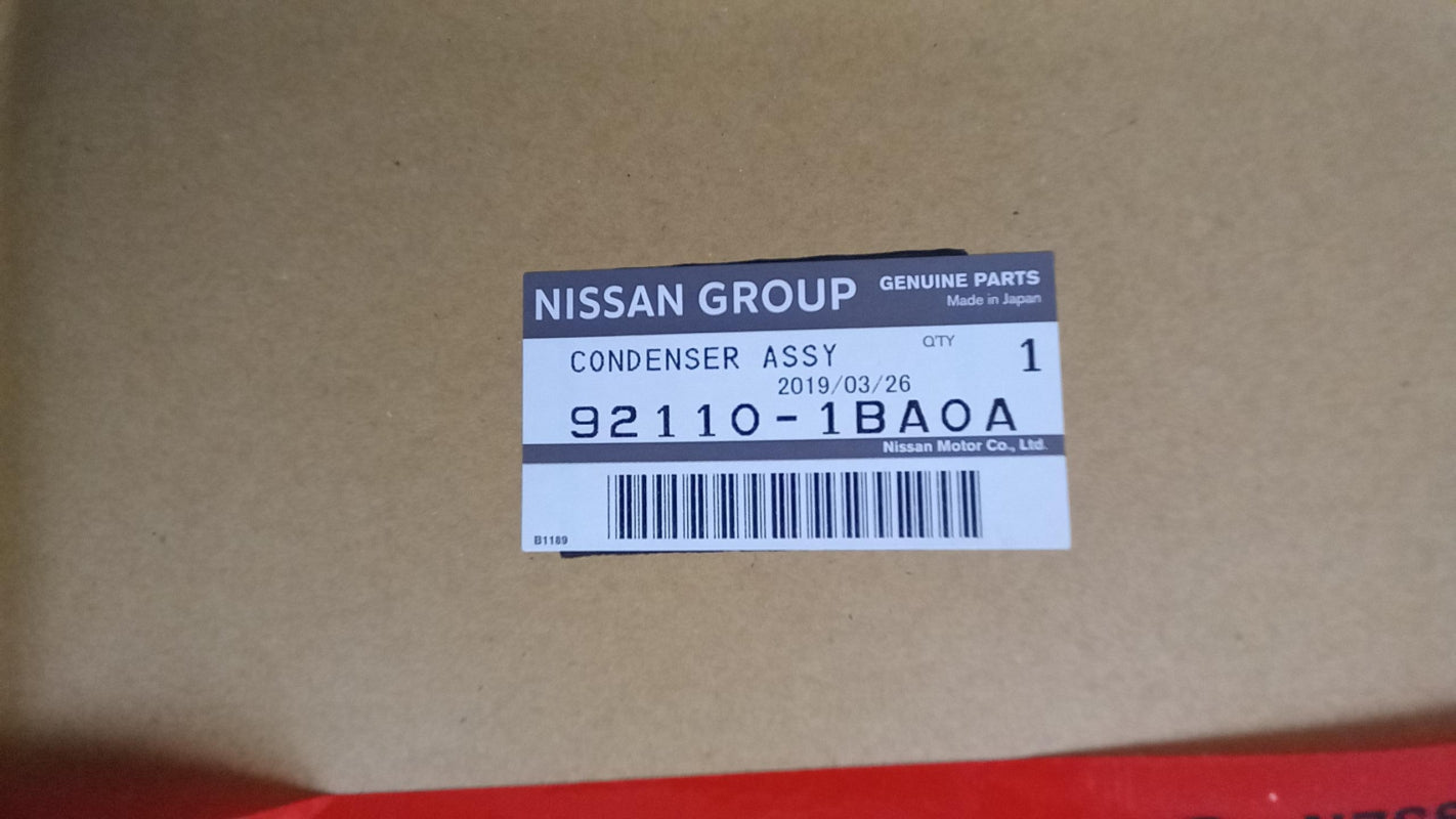 Original INFINITI QX70 2008-2018 QX50 2007-2018 Klimakondensator 921101BA0A