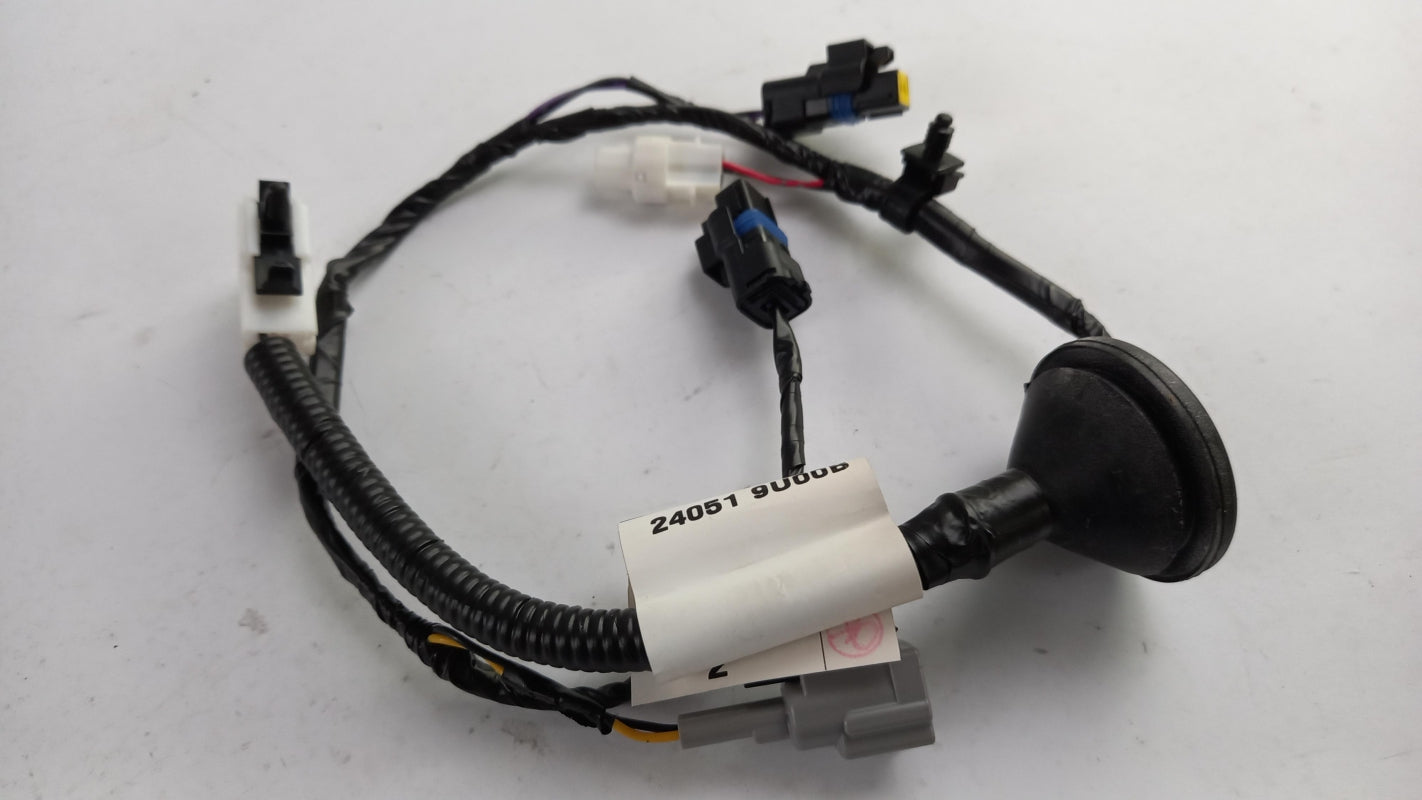 Original OE NISSAN Kabelbaum 240519U00B