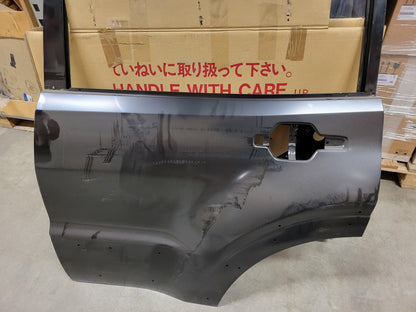 Original MITSUBISHI Montero Pajero Tür Links MN150367