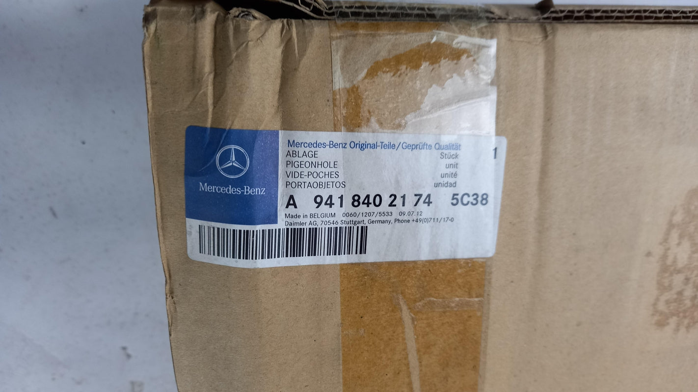 Original MERCEDES-BENZ Truck Aufbewahrungsbox A94184021745C38