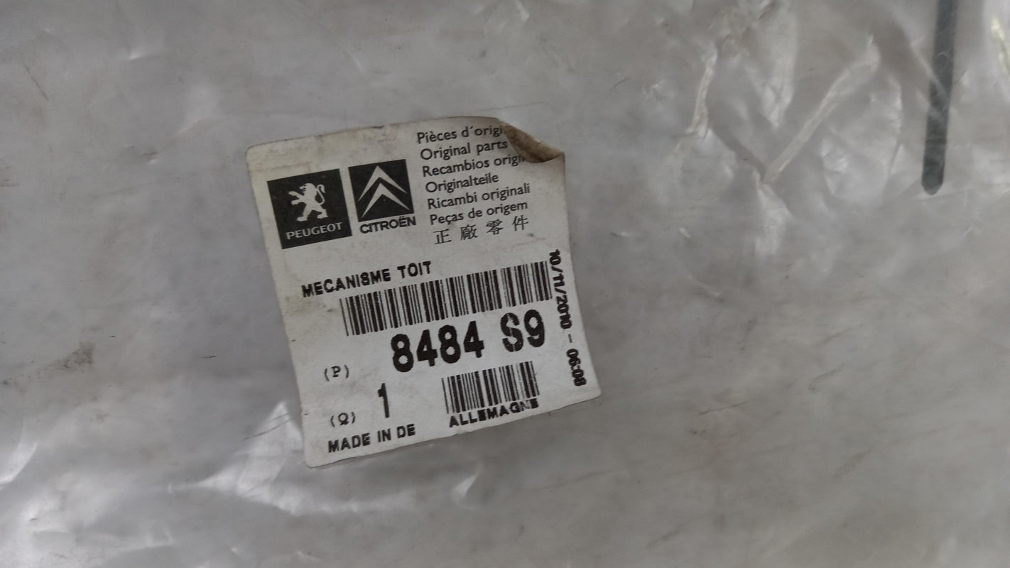 Original OE Peugeot 8484S9