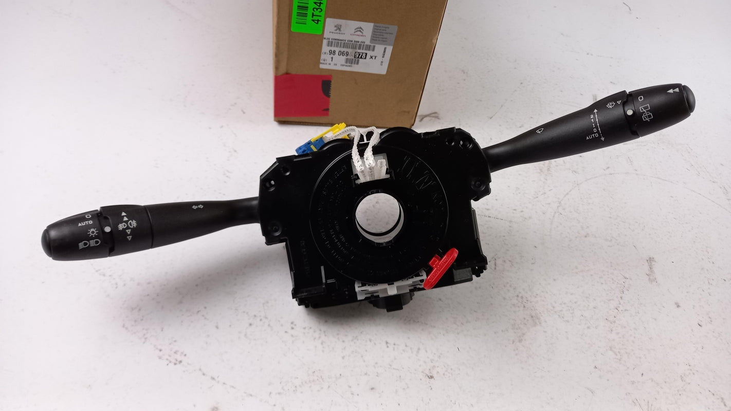Original OE Peugeot 98069978XT
